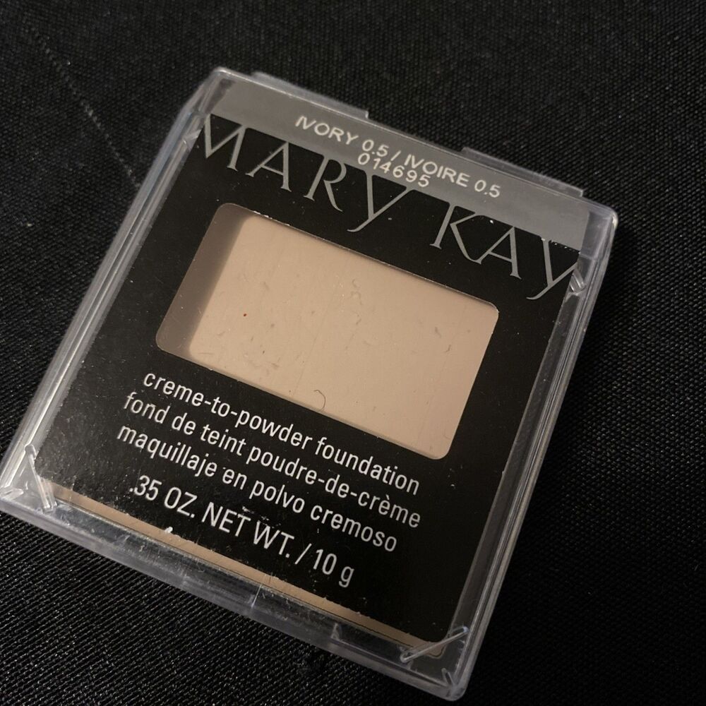 Mary Kay  Creme To Powder Foundation Ivory 0.5